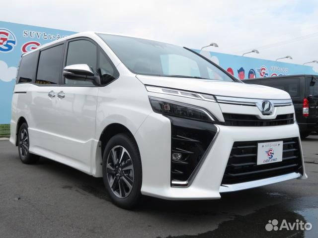 Toyota Voxy 2.0 CVT, 2019, 6 000 км