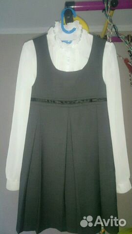 Продам школьный сарафан и юбки серого цвета