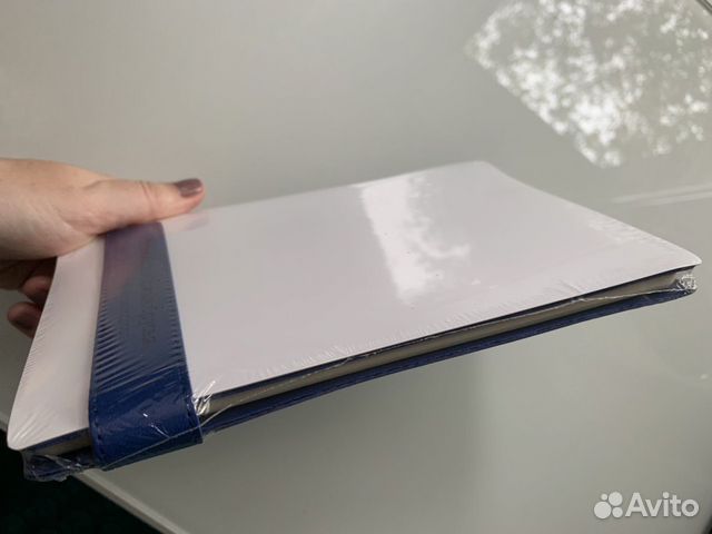 Бело-синий блокнот, кожаный переплет