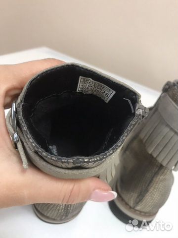 Весенние сапожки для маленькой модницы