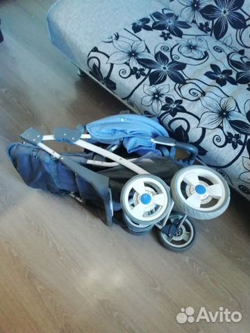 Коляска прогулочная