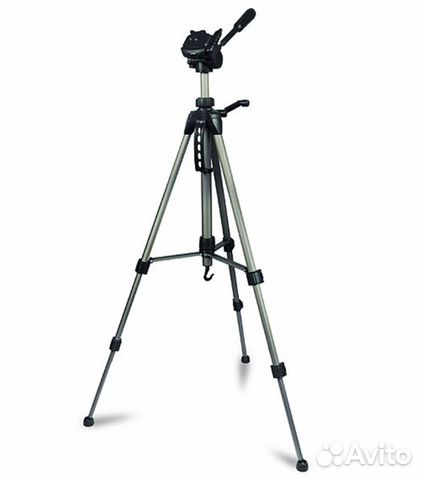 Sony A200 с кучей принадлежностей