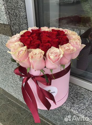 Розы в шляпной коробке Розы в шляпной коробке