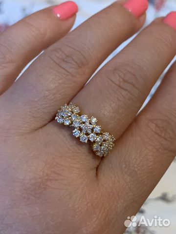 Золотое кольцо с бриллиантами 750проба 0,80ct Золотое кольцо с бриллиантами 750проба 0,80ct