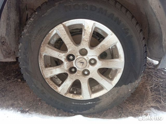 Комплект зимних колес 205/65/15 nordman 4
