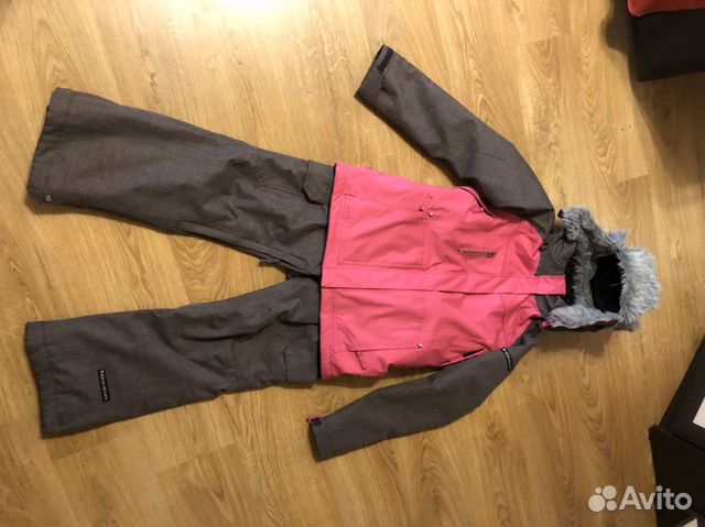 Зимний костюм сноубордический Зимний костюм сноубордический