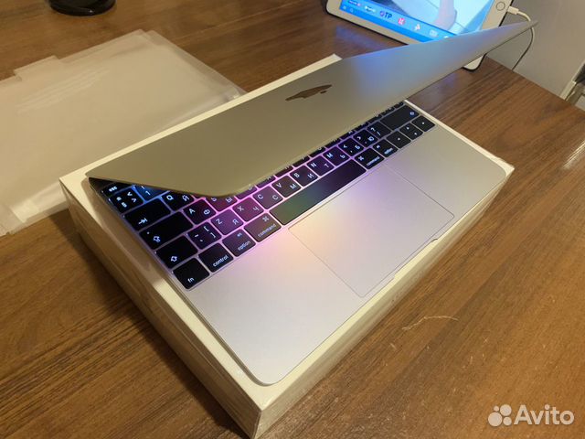 MacBook Retina 12. 2015/ Core M/ 8 RAM/ 500 SSD