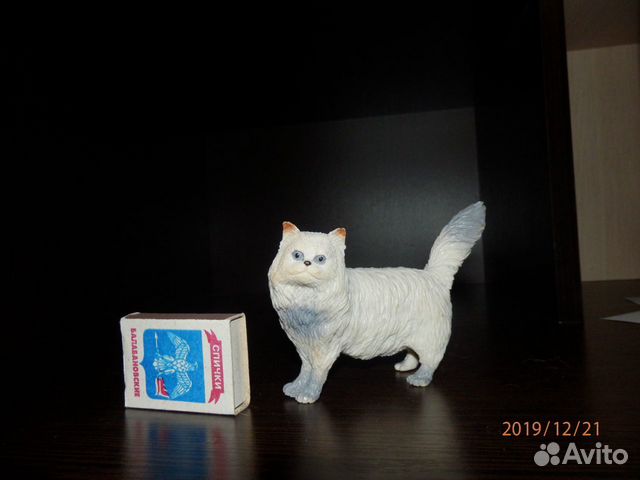 Фигурка кошка