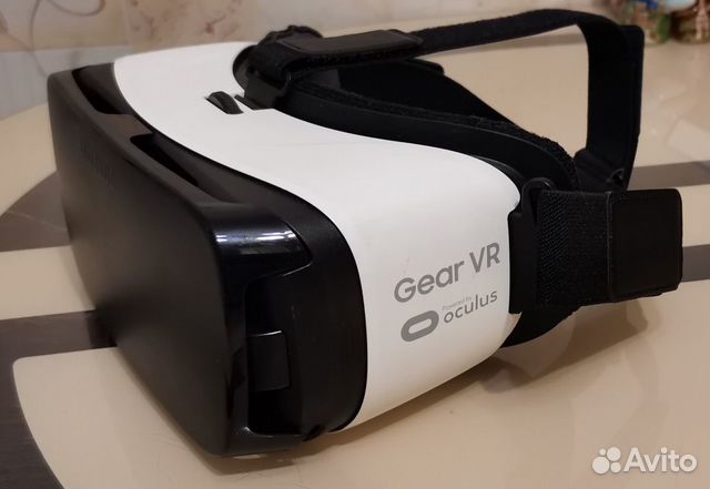Oculus Gear VR SAMSUNG очки виртуальной реальности Oculus Gear VR SAMSUNG очки виртуальной реальности