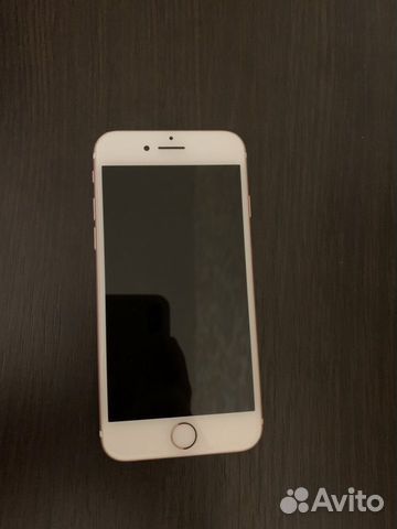 Телефон iPhone 7 128