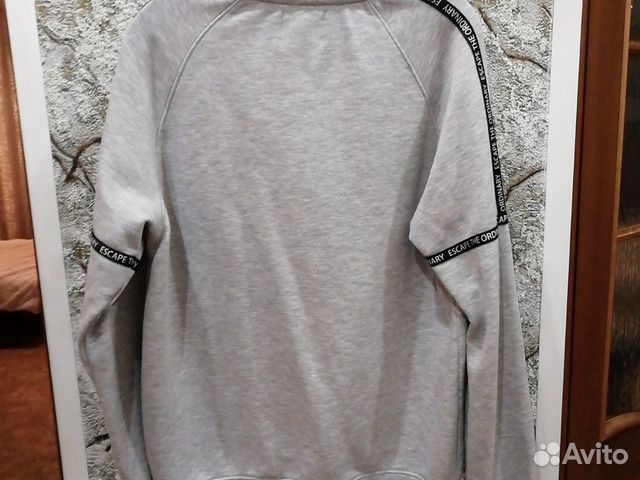 Толстовка Bershka мужская Толстовка Bershka мужская