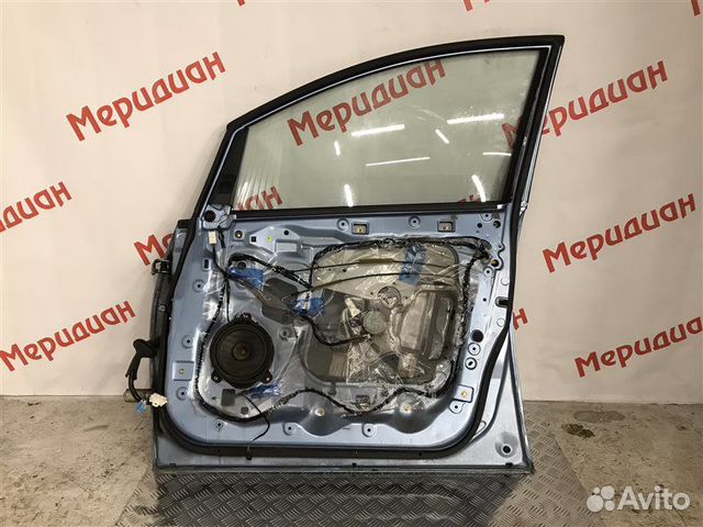 Дверь передняя правая Mitsubishi Grandis NA 2.4