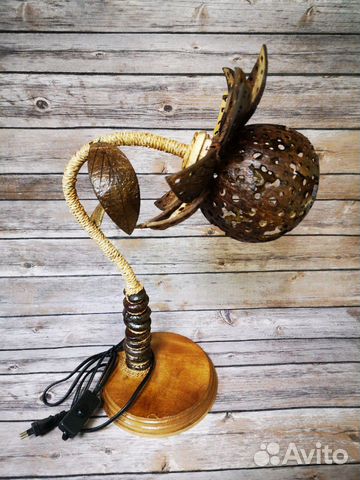 Настольная лампа - светильник из кокоса