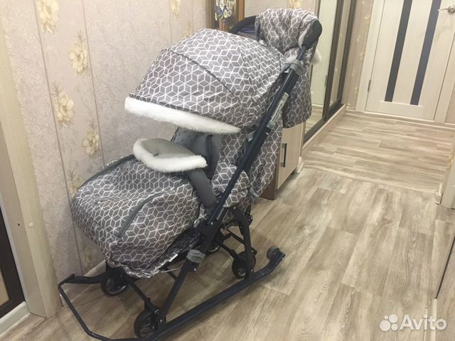 Санки-коляска новые Санки-коляска новые