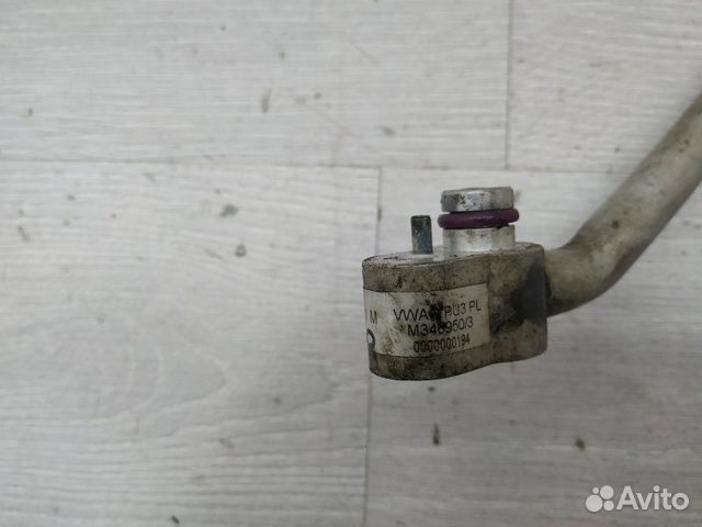 Трубка кондиционера короткая 3C0820721M VW Passat Трубка кондиционера короткая 3C0820721M VW Passat