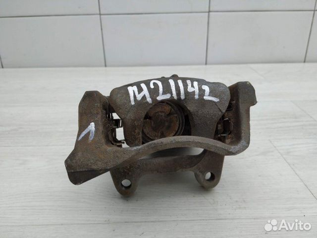 Суппорт задний левый 5N0615403 VW Passat (B7) 2011