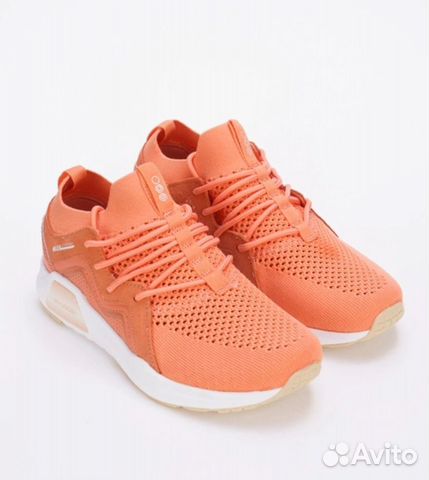 Кроссовки женские strobbs Кроссовки женские strobbs