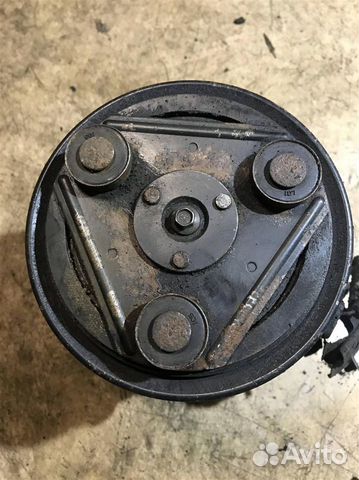 Компрессор кондиционера Ford Focus I 98-04 Компрессор кондиционера Ford Focus I 98-04