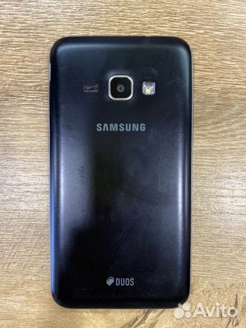 Телефон SAMSUNG Galaxy J1 2016