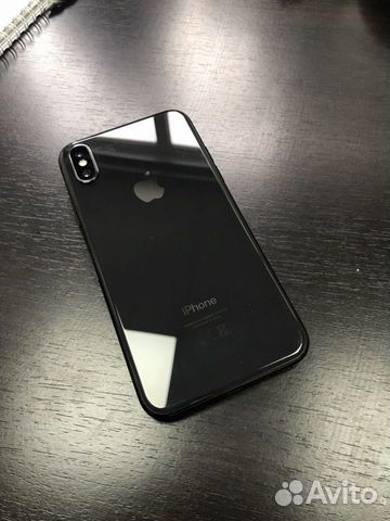 Телефон iPhone X 64GB