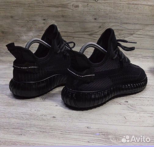 Кроссовки Adidas Yeezy Boost 350 Black Кроссовки Adidas Yeezy Boost 350 Black
