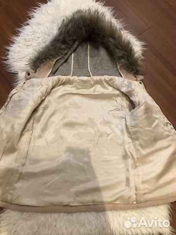 Пальто на девочку Zara Пальто на девочку Zara