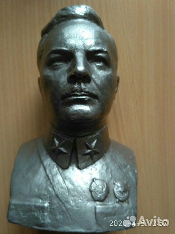 Бюст Ворошилова Бюст Ворошилова