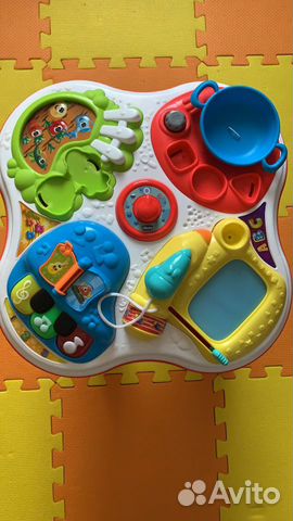 Игровой музыкальный столик Chicco Игровой музыкальный столик Chicco
