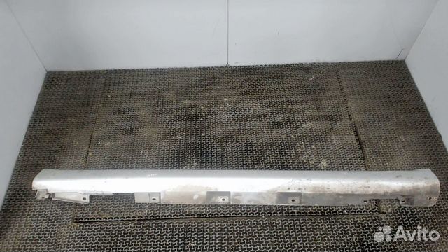 Накладка декоративная (на порог) правая Toyota Cor