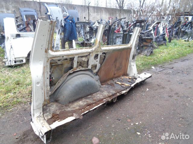 Крыло заднее левое VW Transporter T5 2003-2015