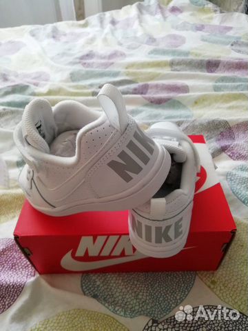Кроссовки Nike