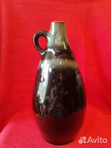 Оригинальный керамический кувшин