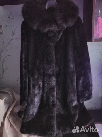 Шуба из норки, 90 см. с капюшоном из куницы