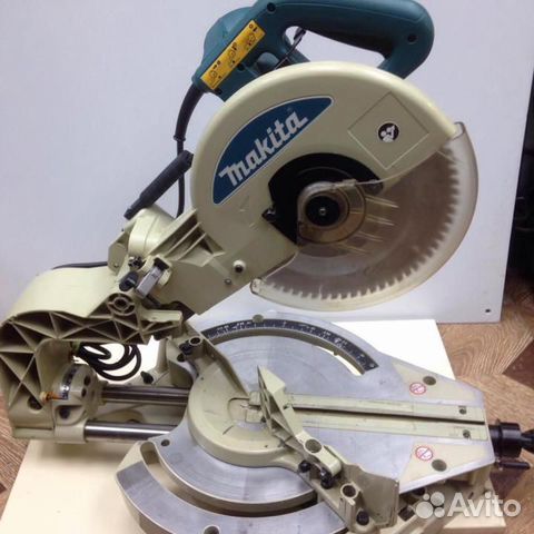Торцовочная пила Makita LS1214, б/у Торцовочная пила Makita LS1214, б/у