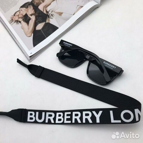 Очки Burberry