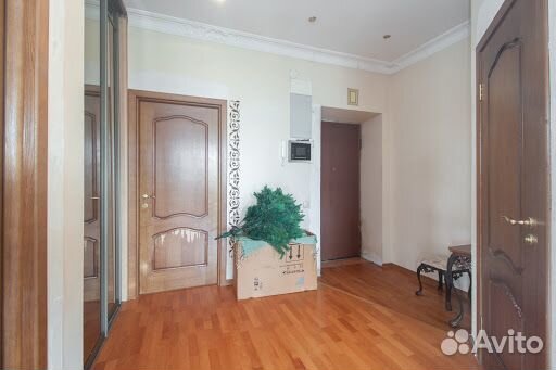 2-к квартира, 76 м², 5/5 эт.