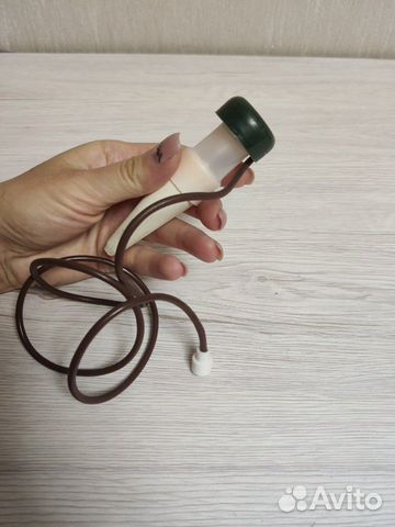 Устройство для капельного полива комнатных растени