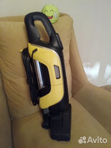 Вертикальный пылесос Karcher VC5