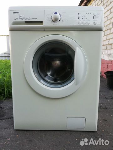 Стиральная машина Zanussi ZWS 6107 Стиральная машина Zanussi ZWS 6107