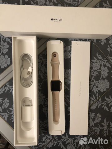 Смарт-часы Apple Watch S3 38mm Gold Смарт-часы Apple Watch S3 38mm Gold