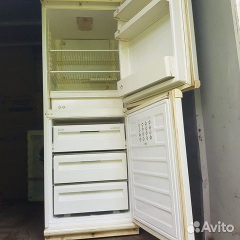 Холодильник Холодильник