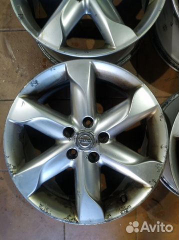 Диски бу оригинал R18 P на Nissan