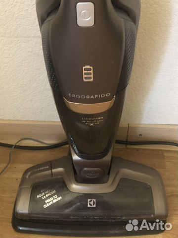 Пылесос Electrolux EER77MBM,бронзовый