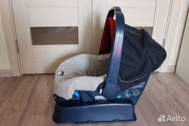 Автокресло Peg-Perego Primo Viaggio 0+ с базой Автокресло Peg-Perego Primo Viaggio 0+ с базой
