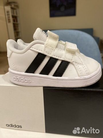 Детские кроссовки Adidas Детские кроссовки Adidas