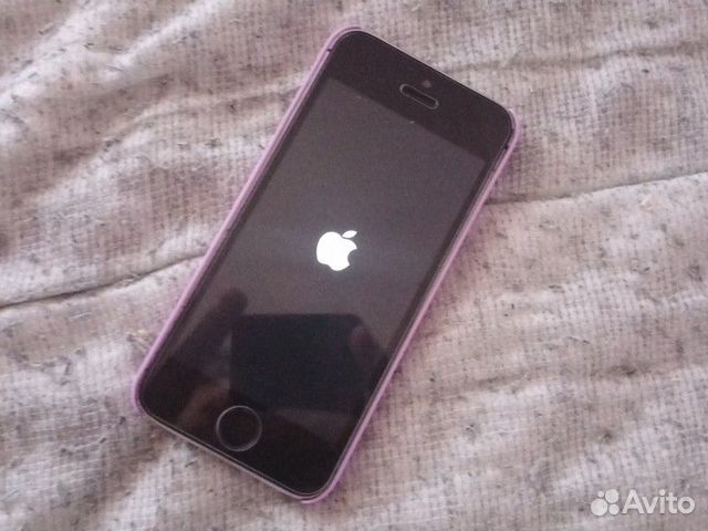 Телефон iPhone 5s Телефон iPhone 5s