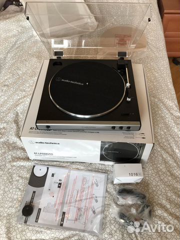 Виниловый проигрыватель Audio-Technica AT-LP60X US