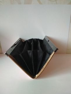 Розовый атласный кошелек новый