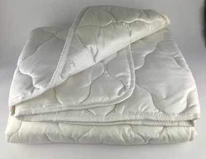 Постельное белье новое, подушки и одеяло