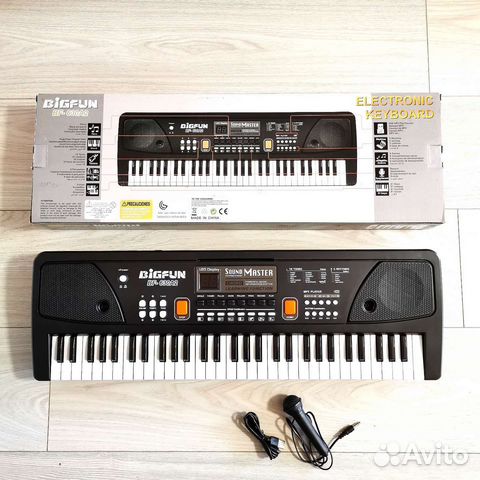 Новый синтезатор MP3 на 61 клавиш